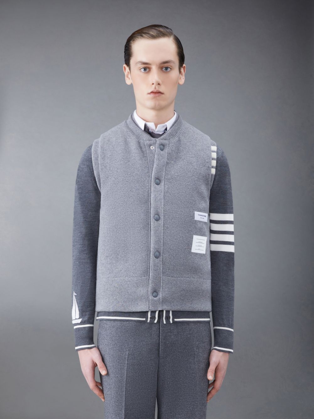 Men Thom Browne MERINO AND JERSEY PADDED REVERSIBLE 4-BAR Vest Grey | GSH79N64929