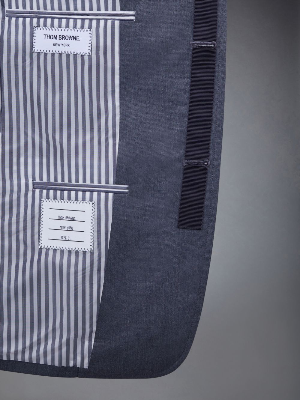 Men Thom Browne Typewriter Cloth Armband Sport Coats Grey | SGR03I85298