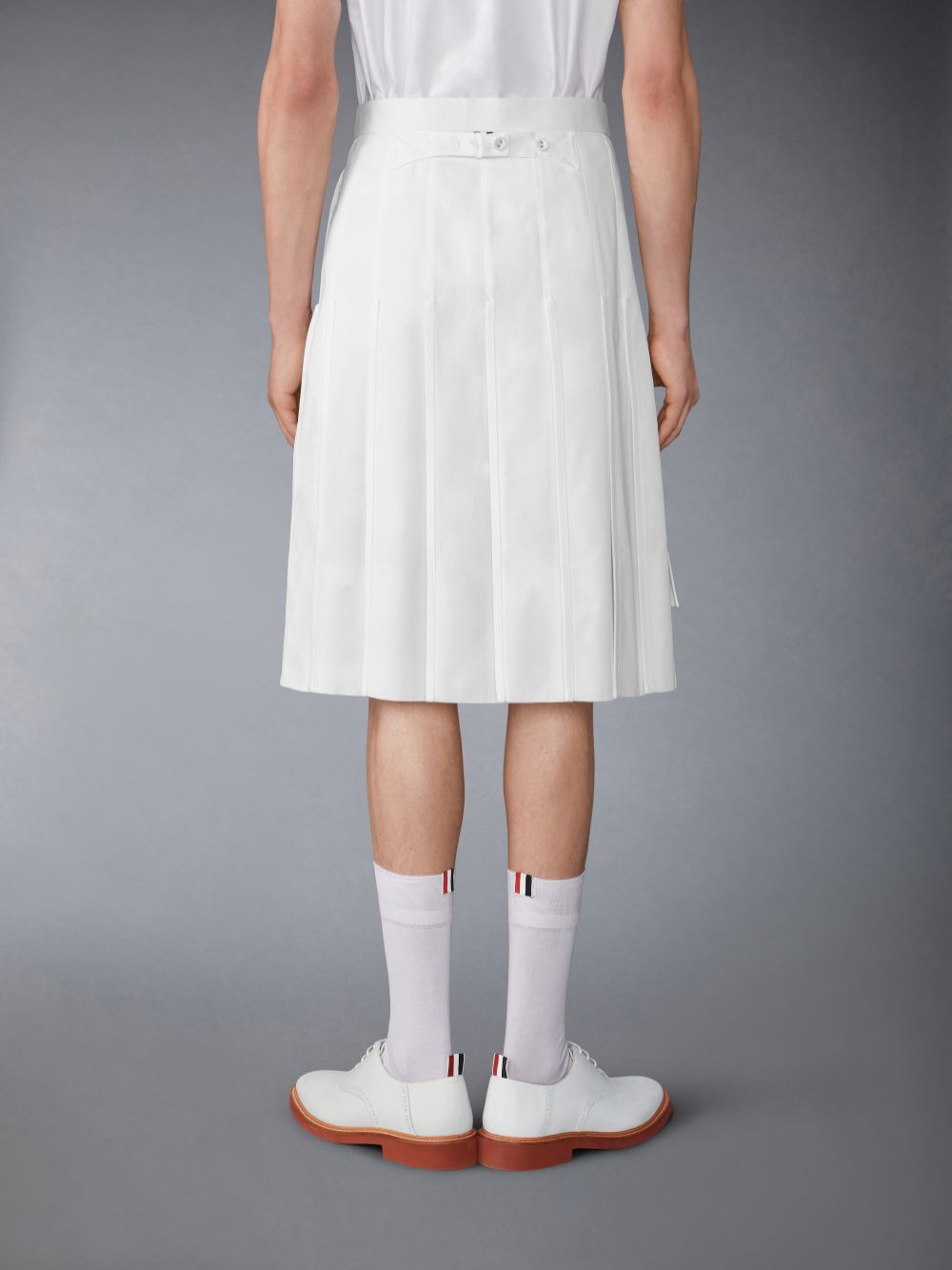 Men Thom Browne Typewriter Self Tipping Midi Classic Pleated Skirts White | TTB92V71367