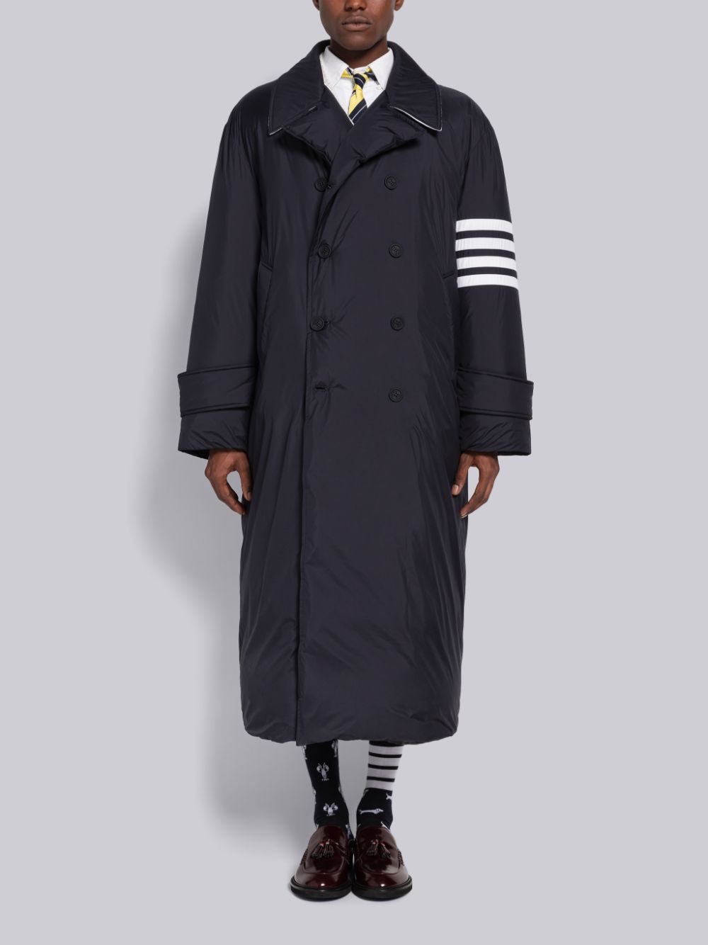 Men Thom Browne Ultra Light Nylon 4-Bar Down Filled Oversized Pea Coats Blue | VJK25A22085