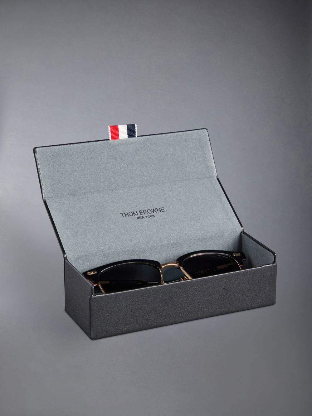 Women Thom Browne Acetate And Titanium Rectangular Sunglasses Black | NWI95X87387