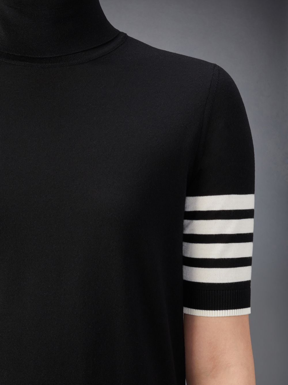 Women Thom Browne Fine Merino Wool 4-Bar Relaxed Fit Turtleneck T Shirts Black | YCC08I19777