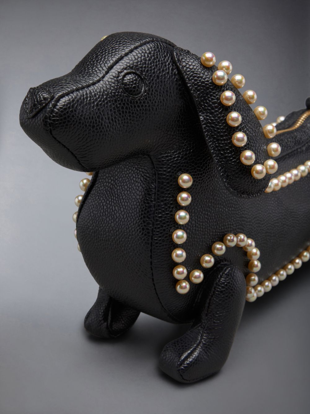 Women Thom Browne Hectoruette in Pearled Pebble Grain Tote Bags Black | LFD81O68722