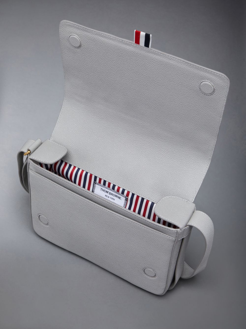 Women Thom Browne Pebble Grain 4-Bar Reporter Shoulder Bags Grey | AUX82N26410